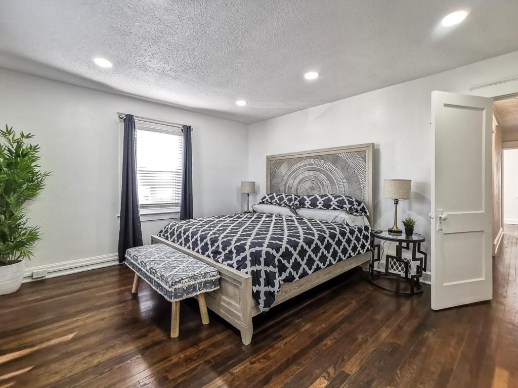 Newly Renovated Plaza Beauty-Three King Bedrooms Kansas City Luaran gambar